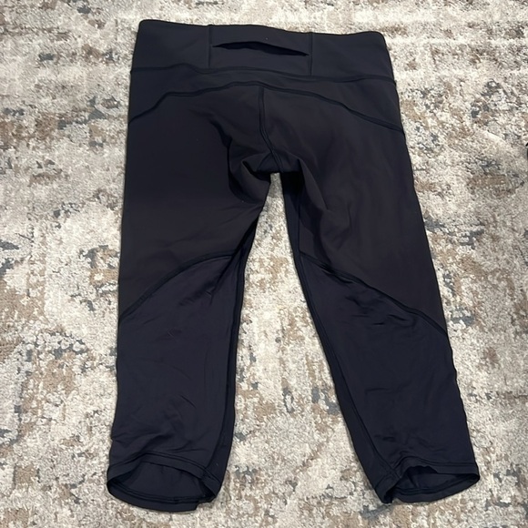 Lululemon Athletica Black Crop Leggings - Picture 8 of 9